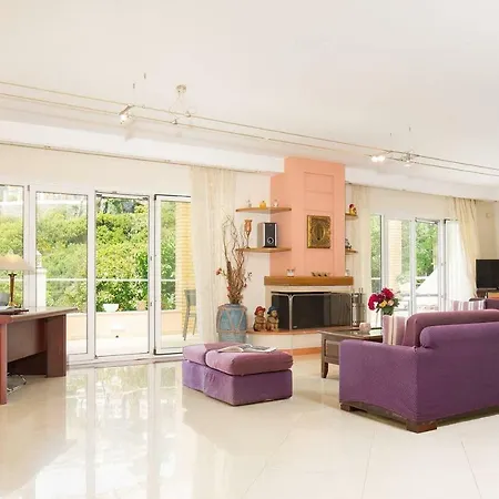 Kandria Golf & Beach Villa *